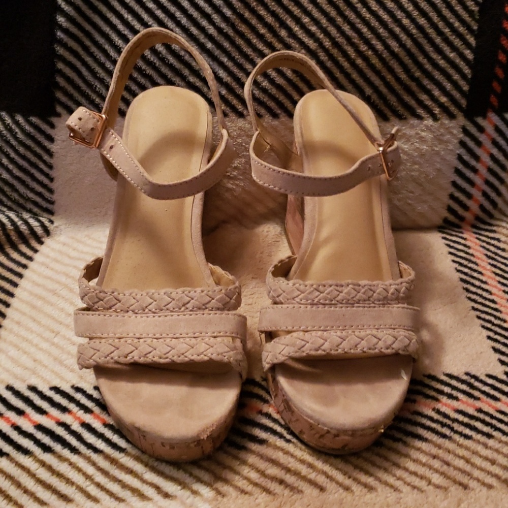 Light Tan Wedges